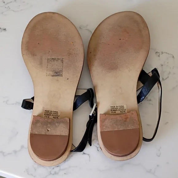 MICHAEL KORS SANDALS - Picture 8 of 9